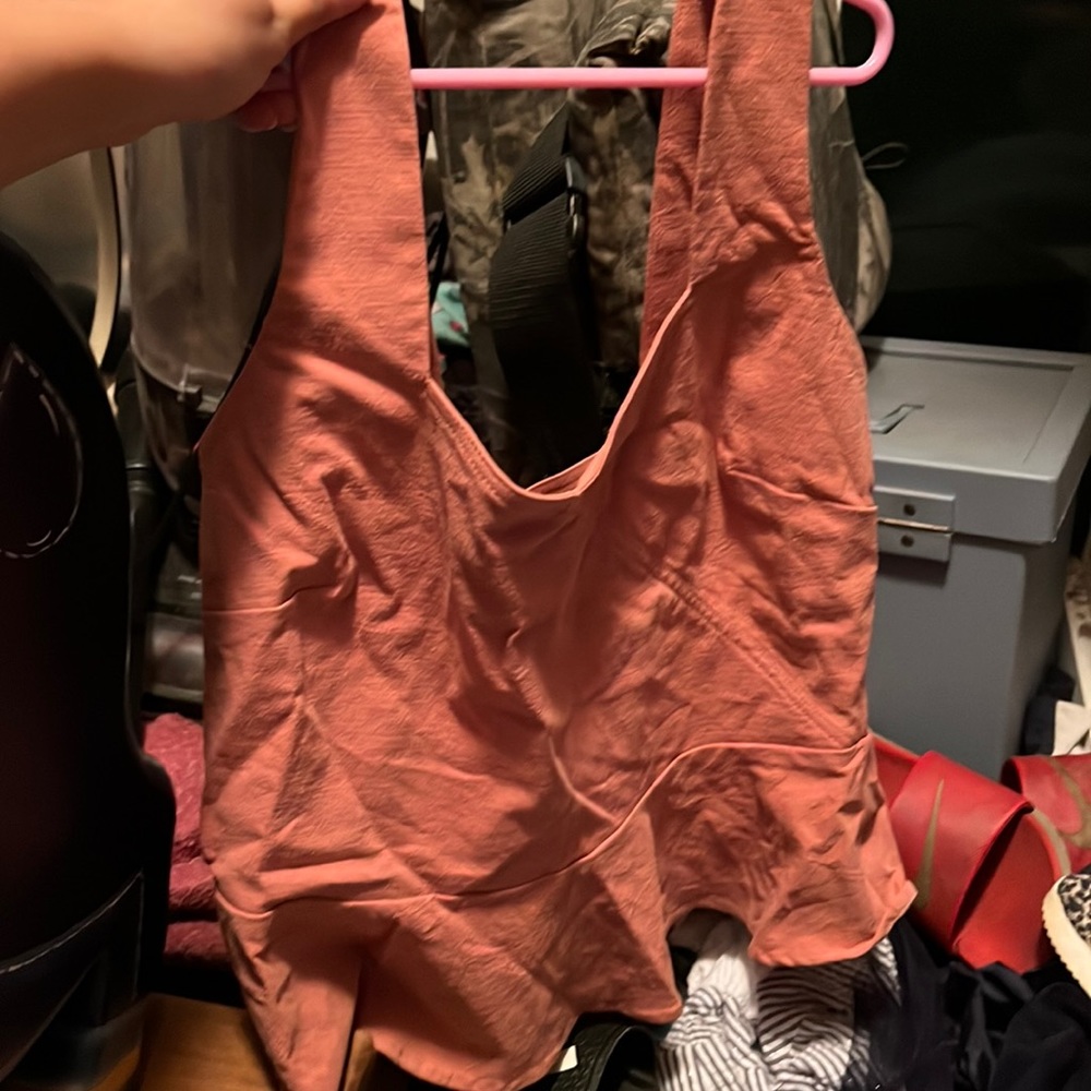 Rose tank top with zipper back